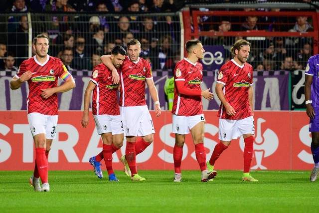 英超-伊萨克破门 曼联0-2纽卡斯尔遭遇四连败